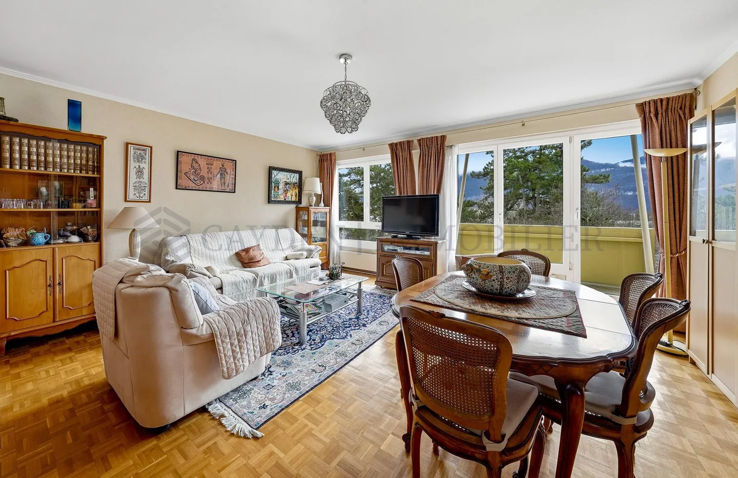 Sehr angenehme 5-Zimmer-Wohnung mit freiem Blick - Foto 3 von 9