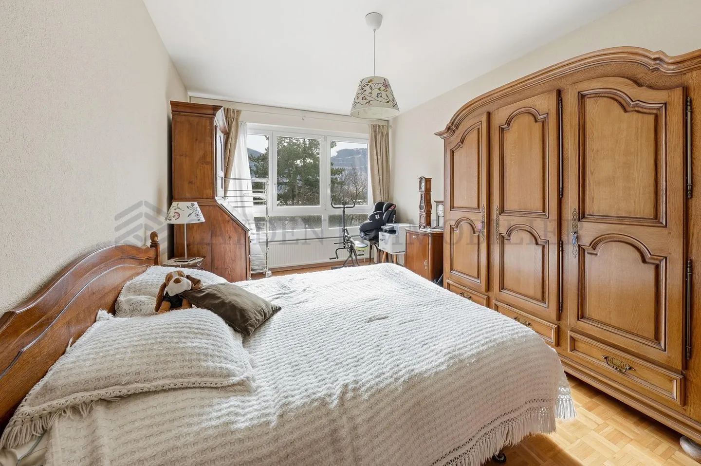 Sehr angenehme 5-Zimmer-Wohnung mit freiem Blick - Foto 6 von 9