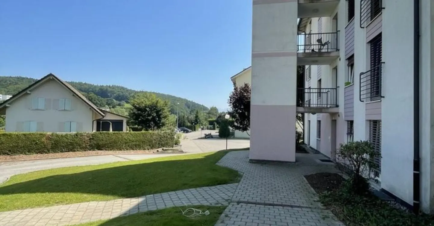 COURTEPIN - 5.5 Zimmer im 4. Stock - Foto 1 von 11