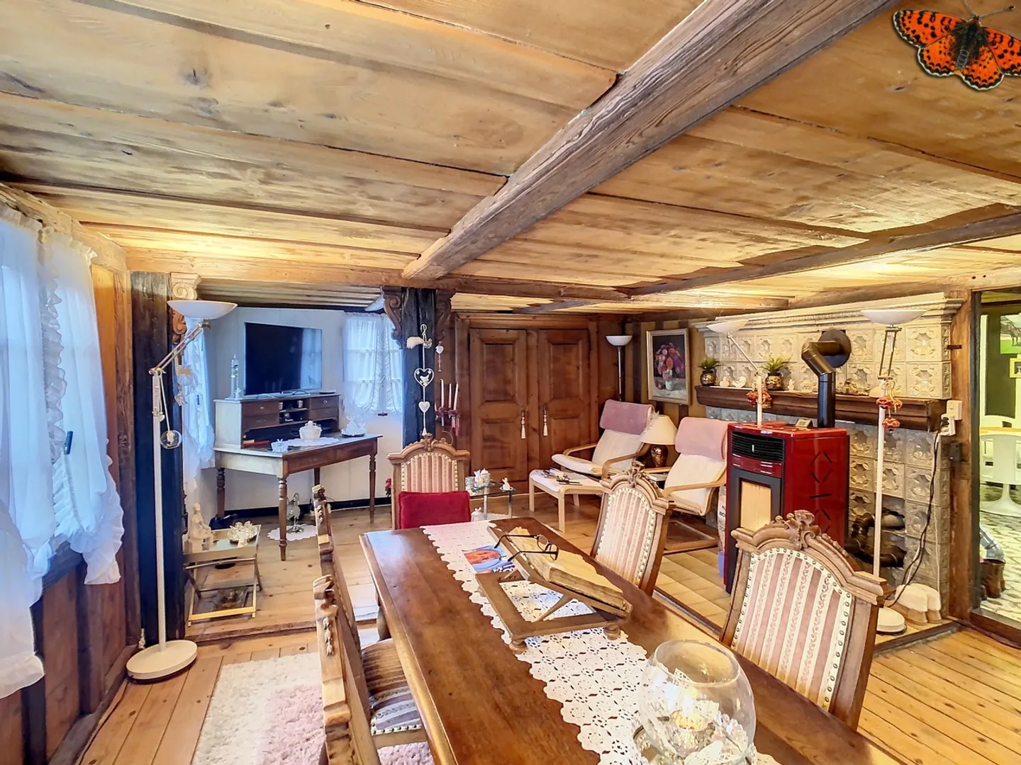 FARM IN LA ROCHE CLOSE TO ALL AMENITIES! - Photo 3 of 14