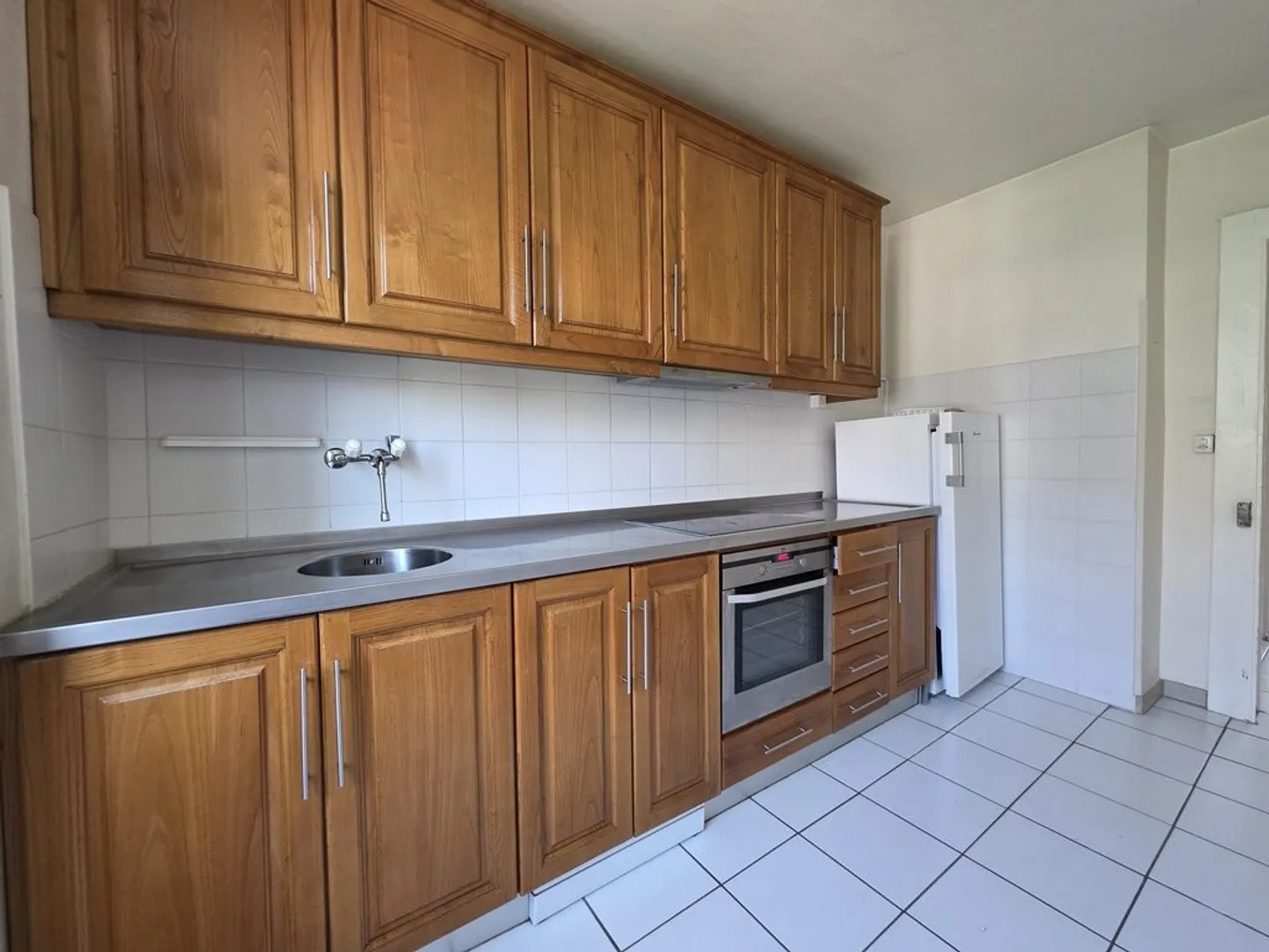 Appartement spacieux avec balcon - Photo 1 sur 10