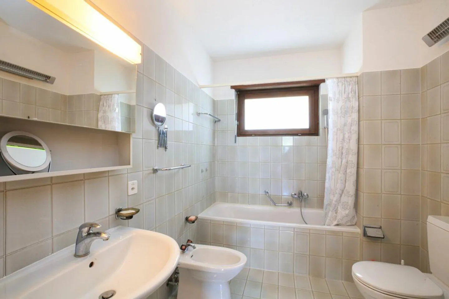 LAKE LUGANO - Semi-detached house with lake view - Photo 20 of 30