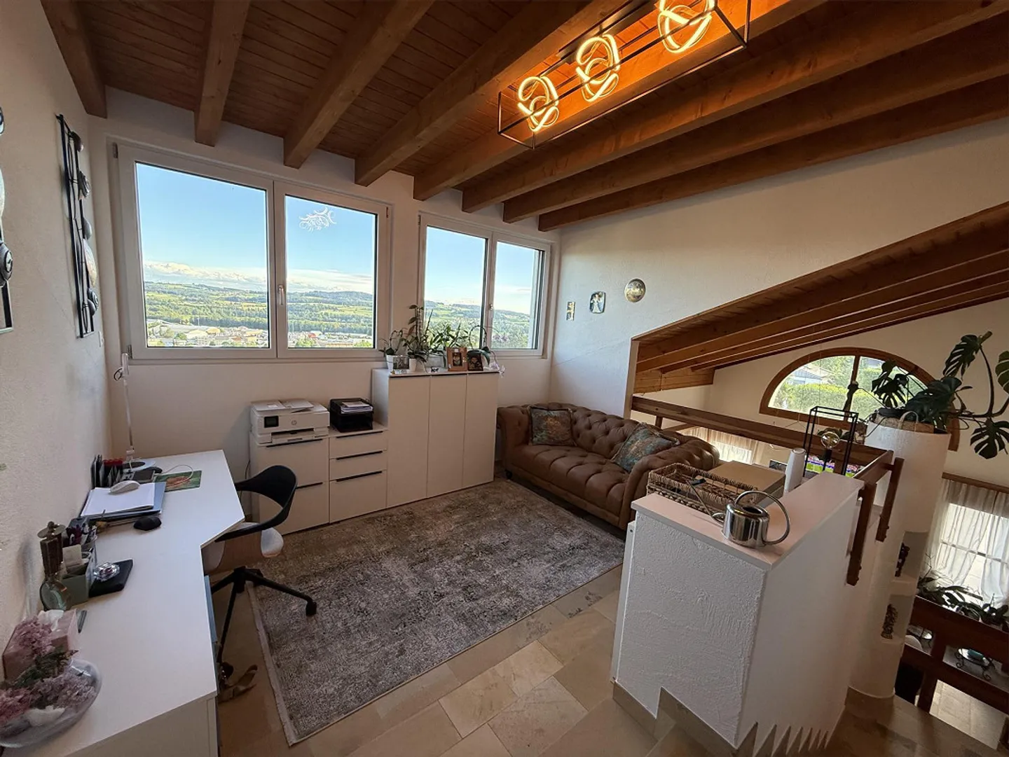 Wunderschönes Einfamilienhaus mit Pool - Foto 7 von 28