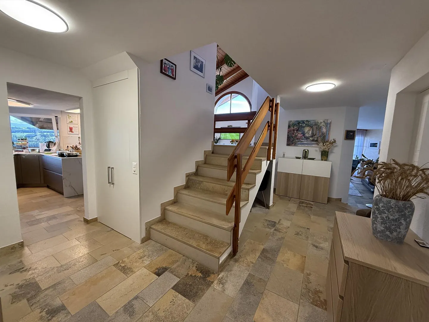 Wunderschönes Einfamilienhaus mit Pool - Foto 17 von 28