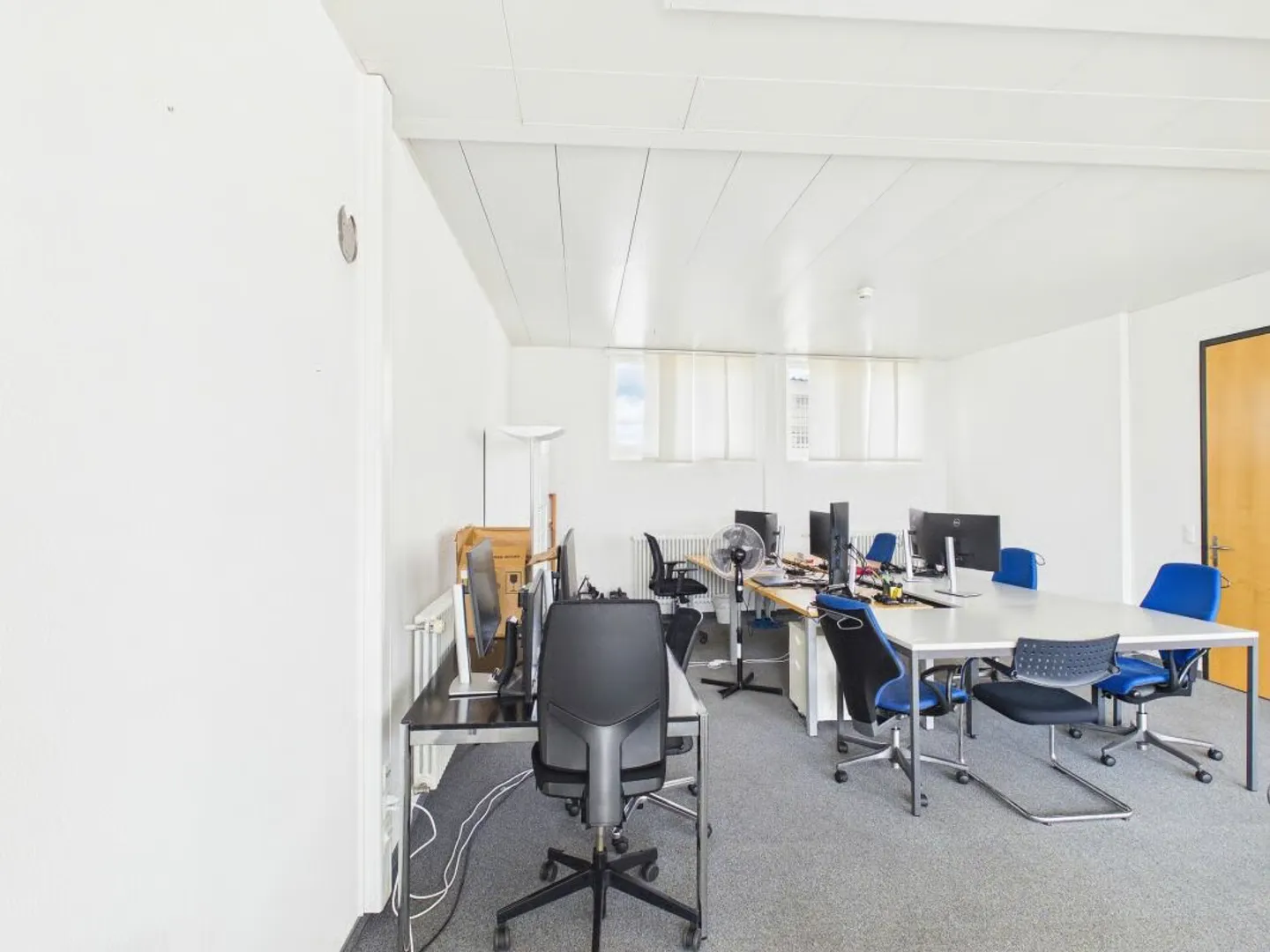 Bel espace spacieux à louer 240 m2 - Foto 11 von 23