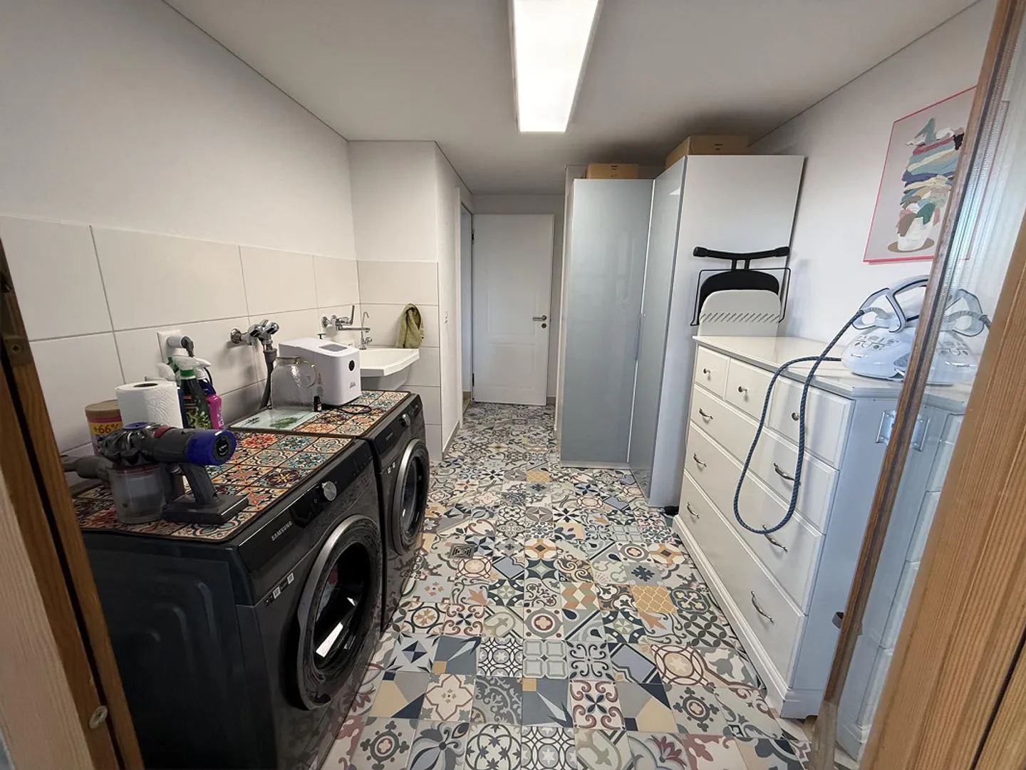 Wunderschönes Einfamilienhaus mit Pool - Foto 24 von 28