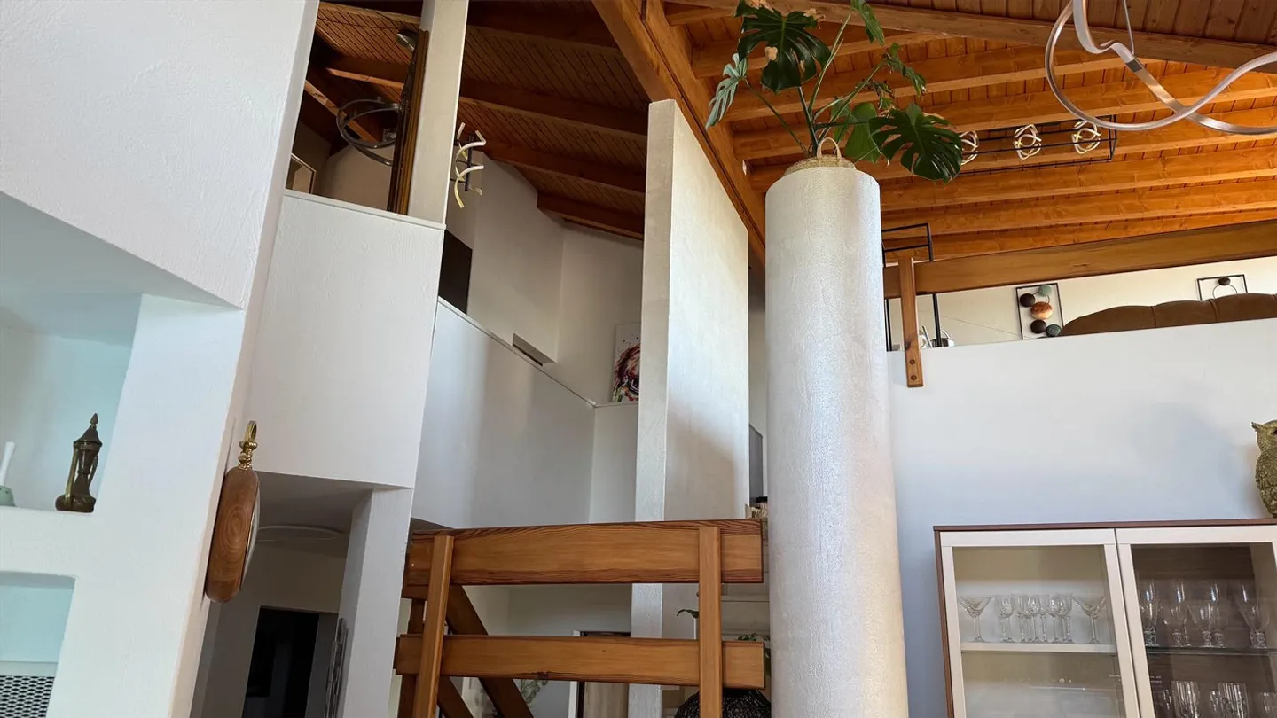 Wunderschönes Einfamilienhaus mit Pool - Foto 23 von 28
