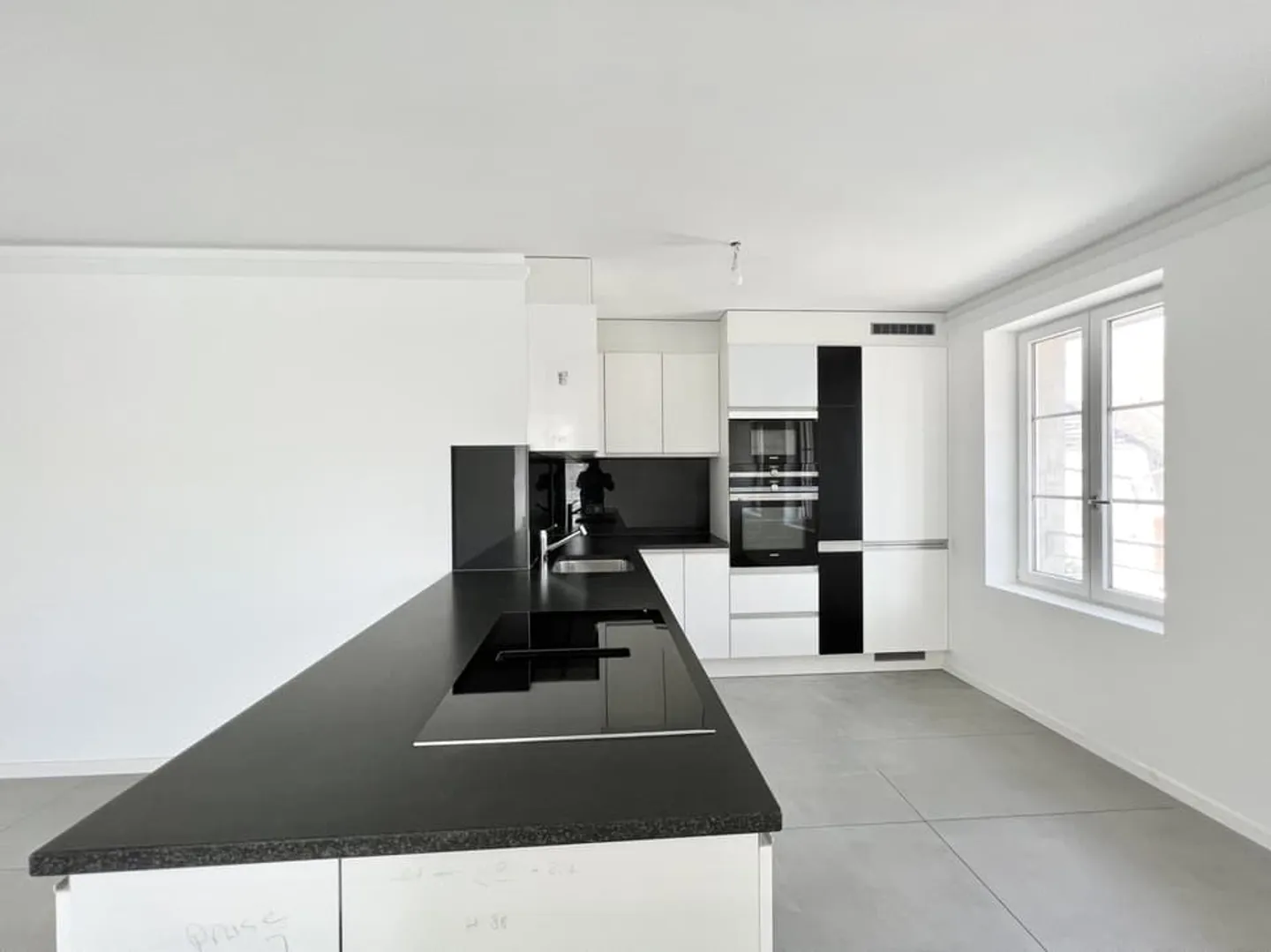 Sublime appartement de 5,5 pièces à vendre à Mex - Photo 4 sur 12