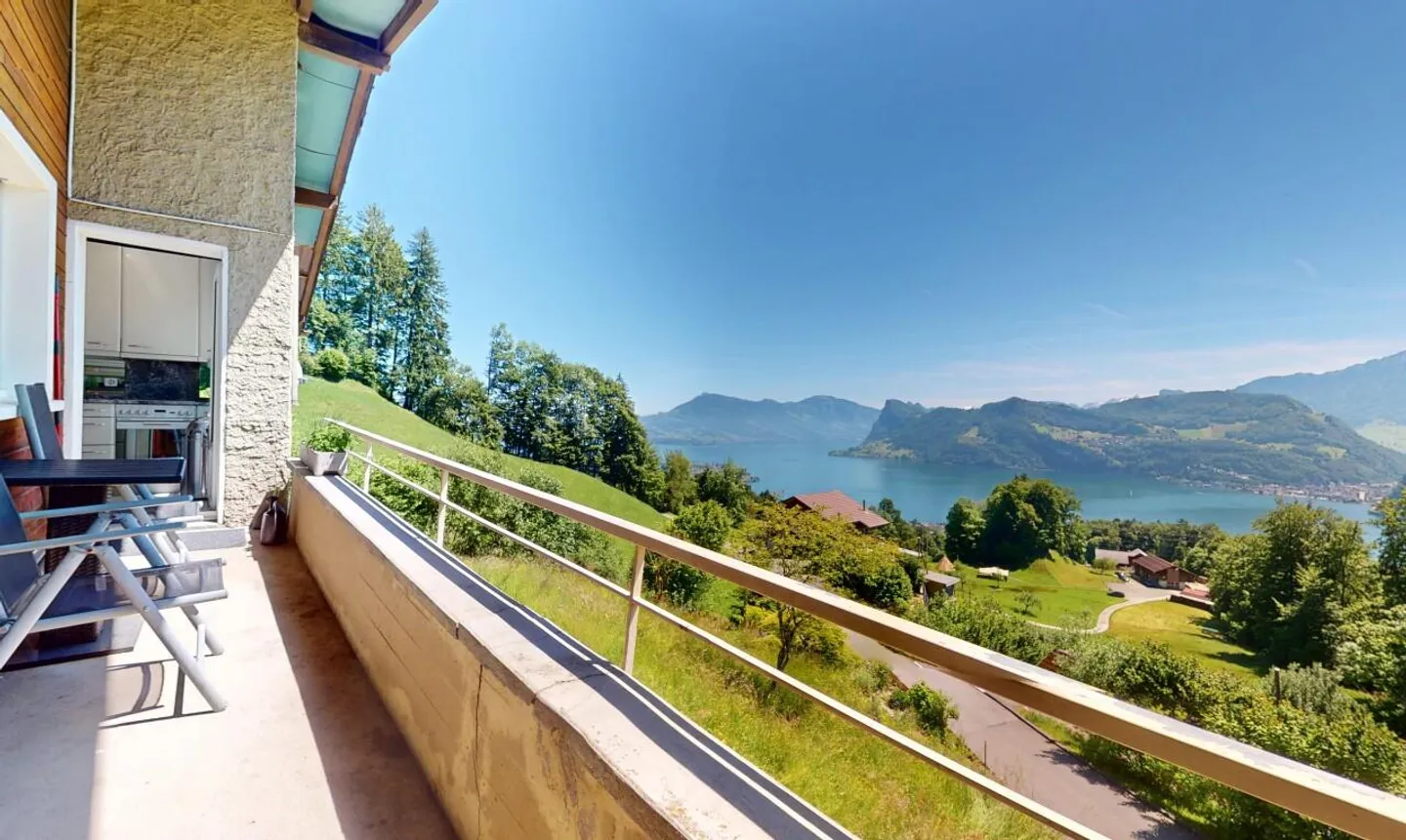 «Private Oase mit einzigartiger See- und Bergsicht» - Foto 8 von 13