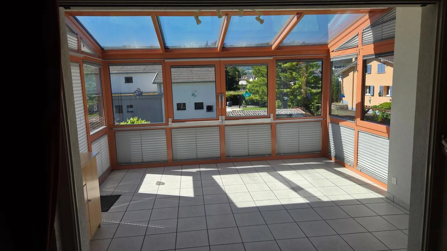 ARI-238 Family Home on a 948 m2 Property - Photo 7 of 13