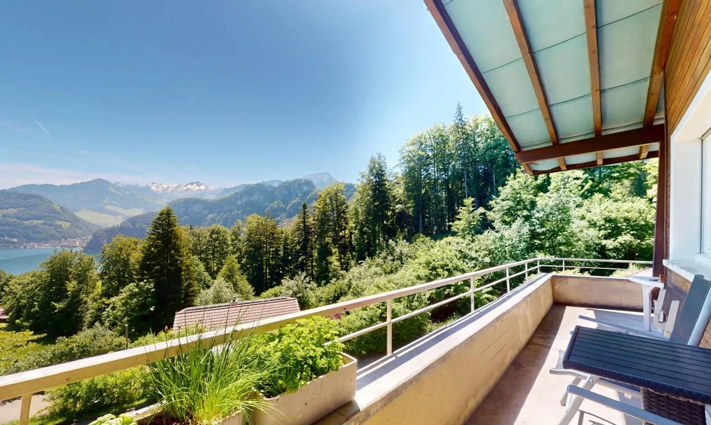 «Private Oase mit einzigartiger See- und Bergsicht» - Foto 9 von 13