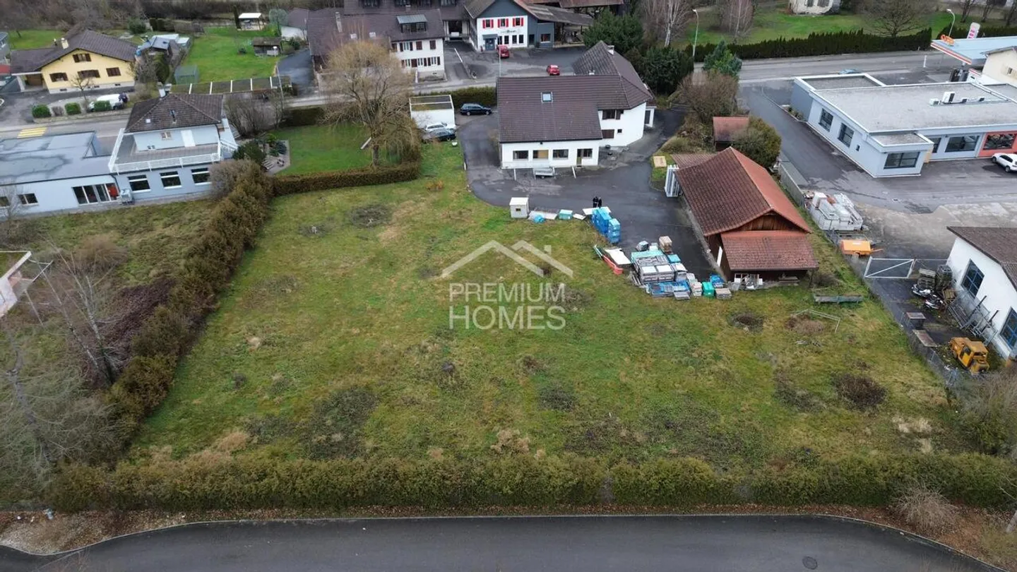 Terrain constructible pour projet - Photo 2 sur 7