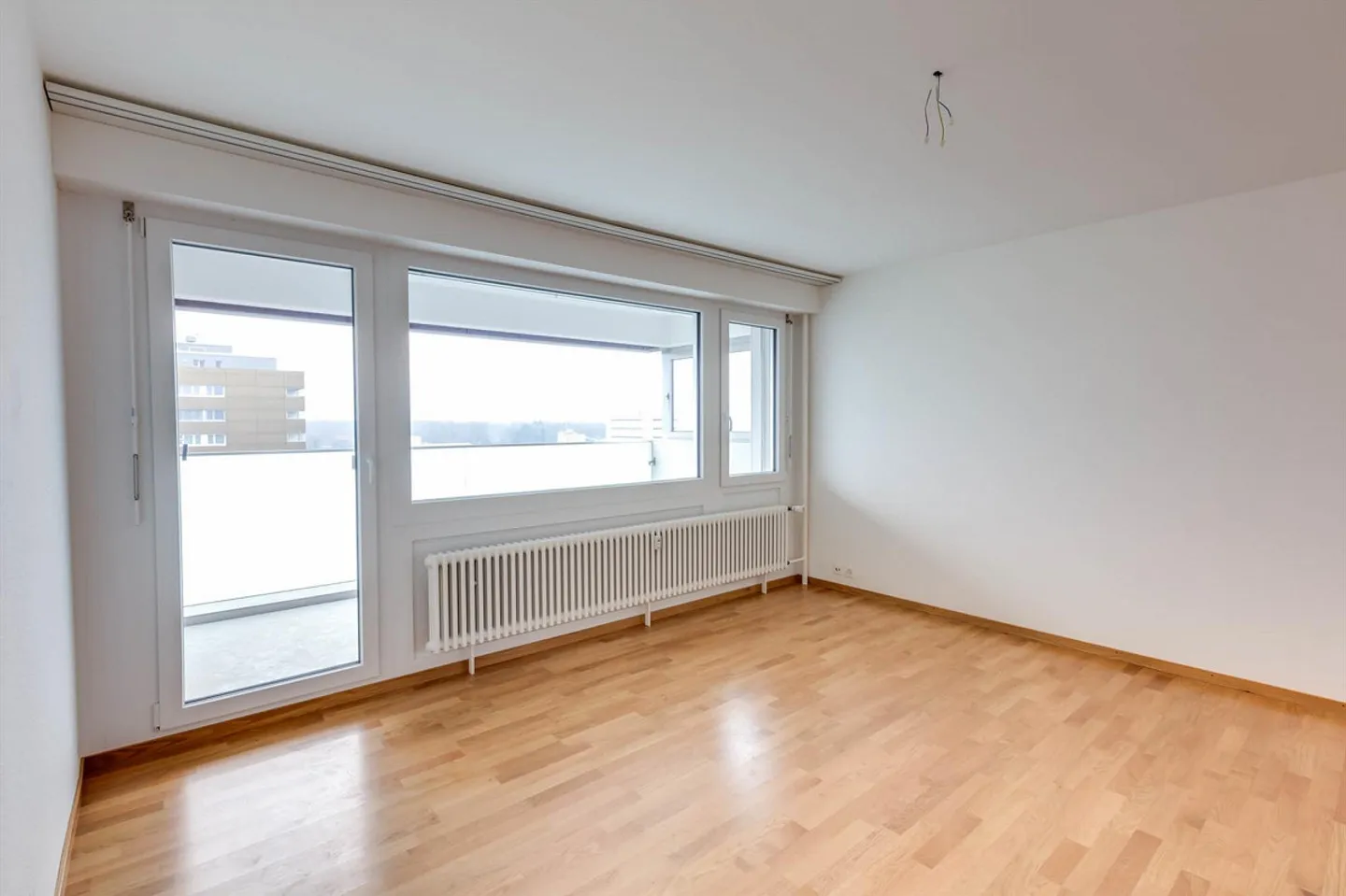 Apartment for rent - Photo 5 of 9