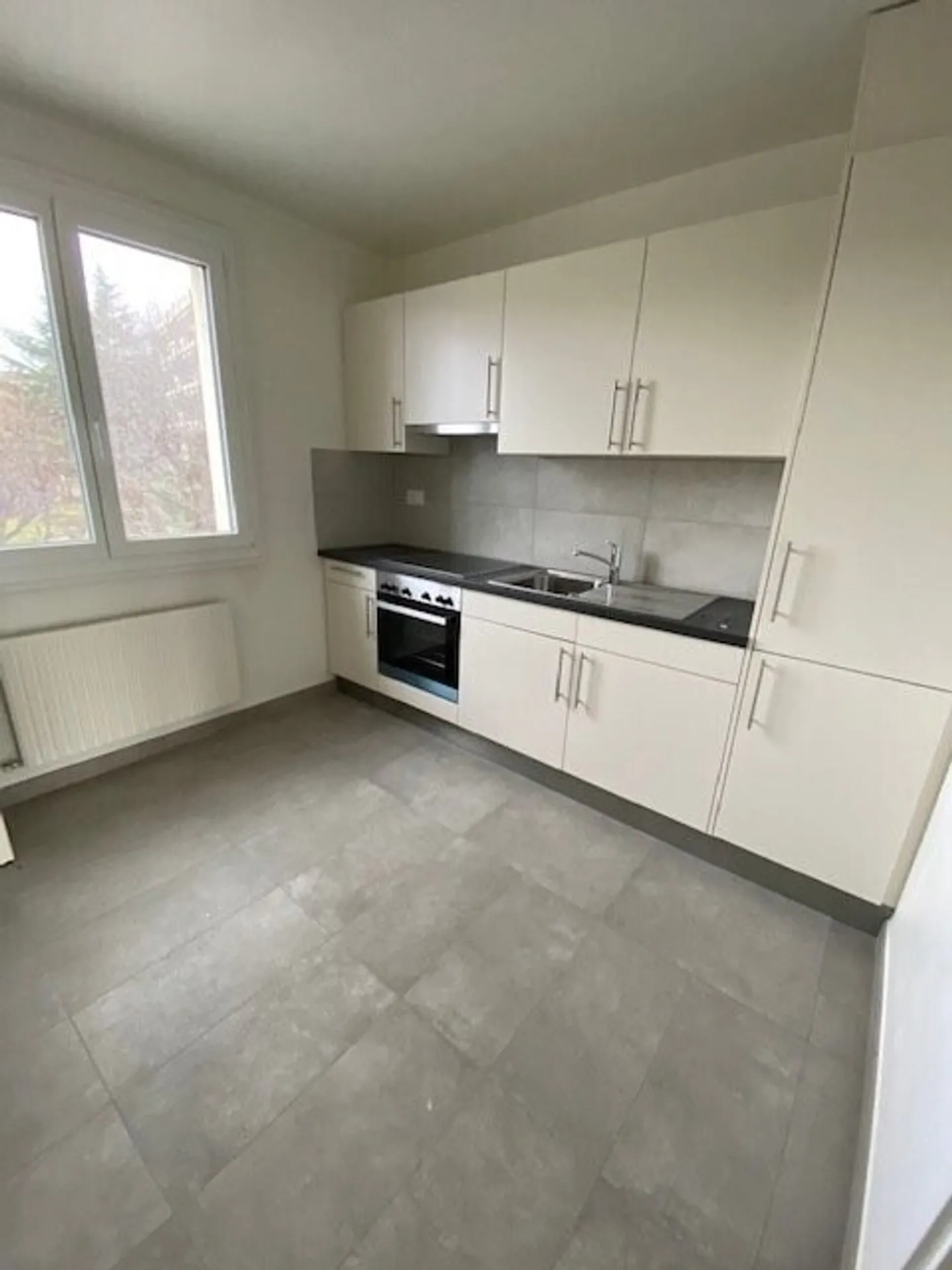 Appartement Charmant en Zone Verte - Photo 4 sur 5