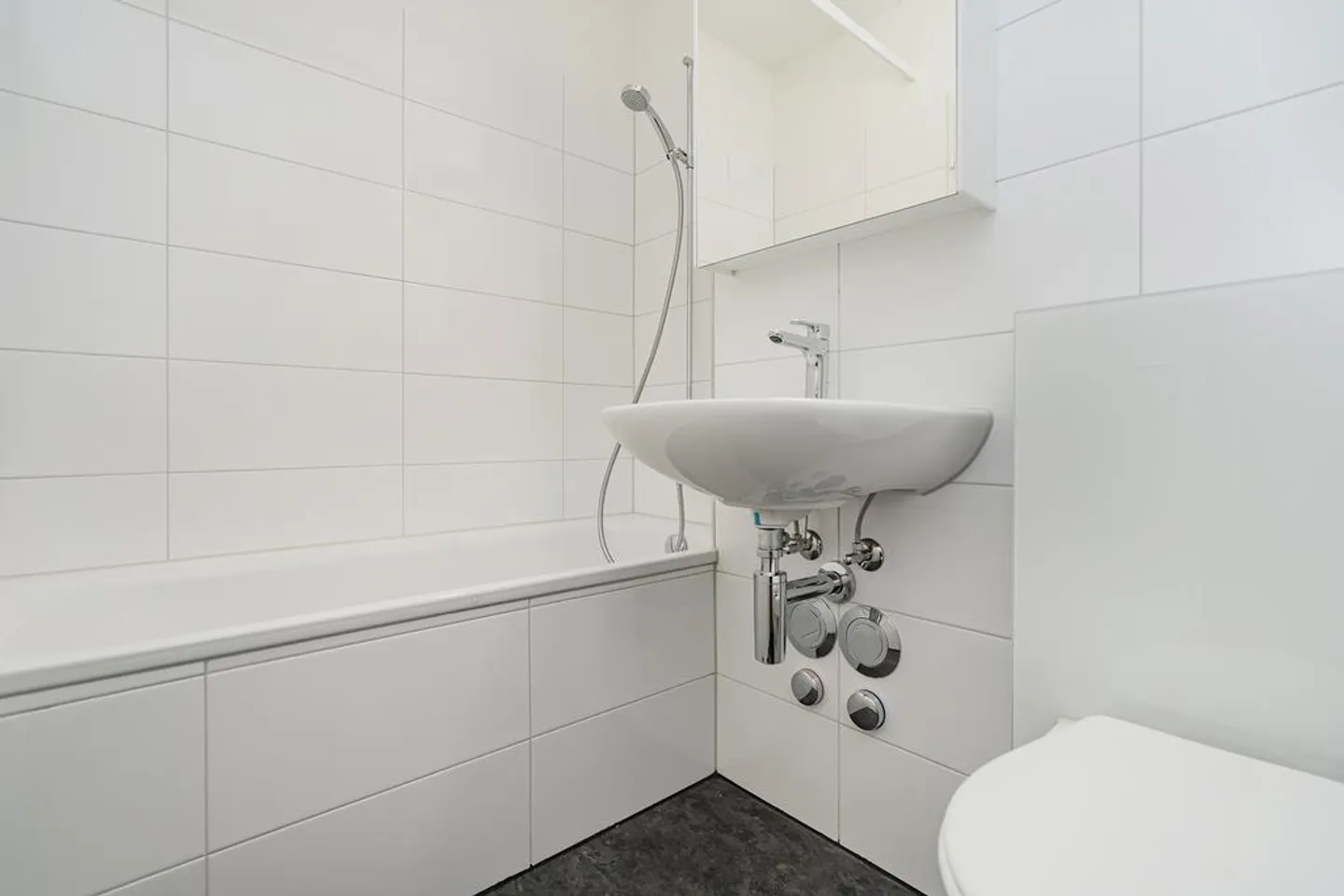 Moderne Wohnung in ruhiger Lage - Foto 3 von 4