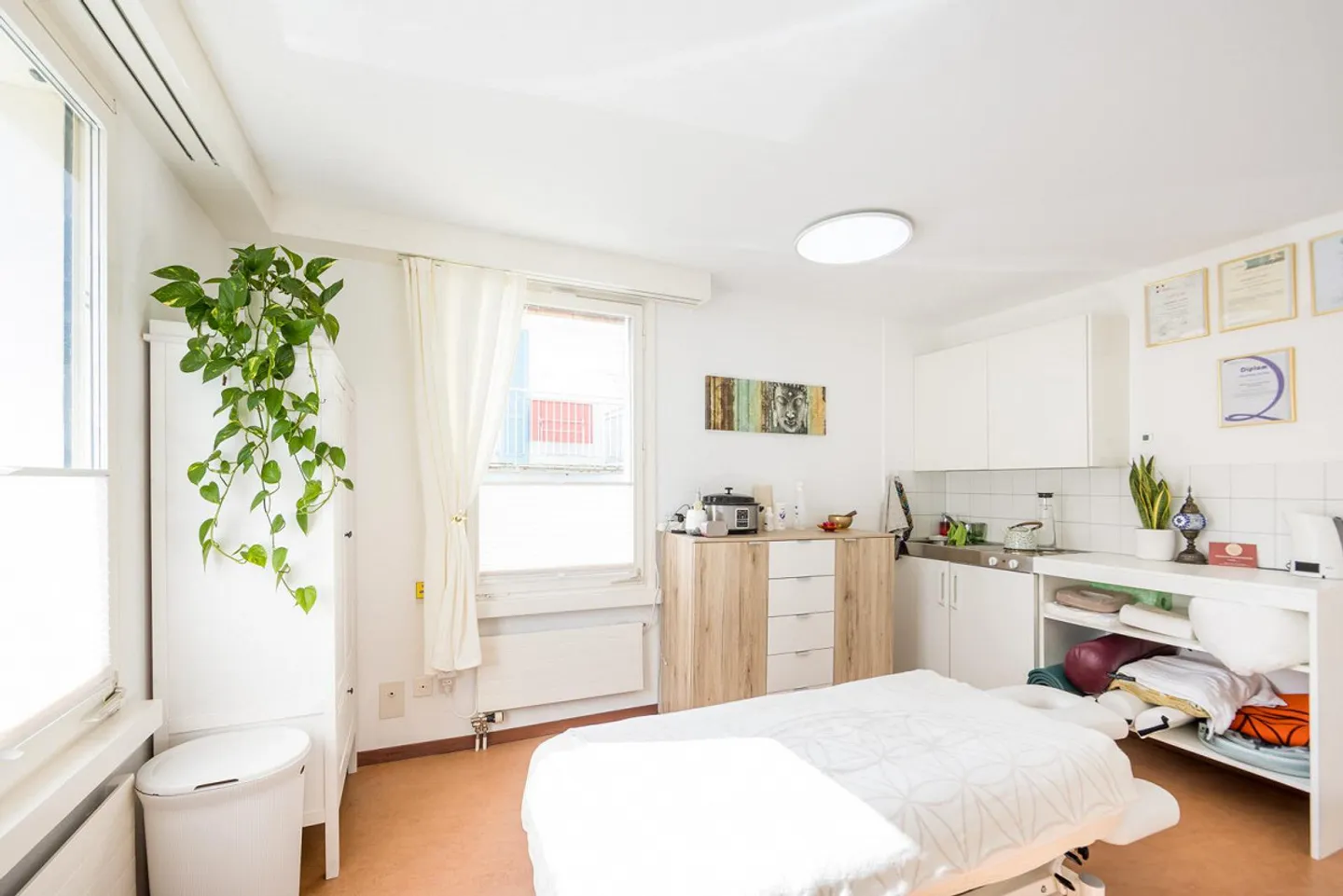 Bright practice, studio / office space ideal in the center of St. Gallen - Photo 2 of 10