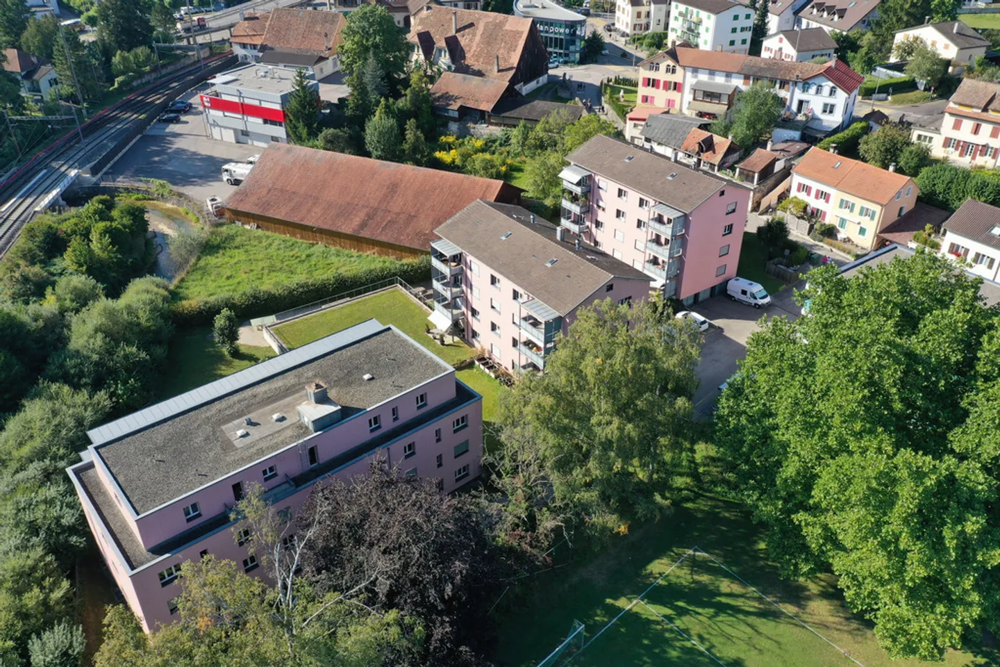 Edificio misto 3 stanze - Foto 4 di 12