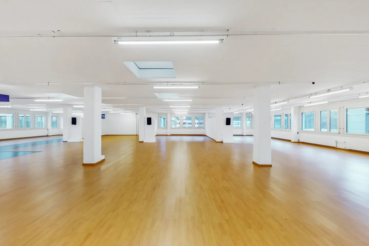 Geräumiges Büro von 358 m2 Idealer Raum für dynamische Unternehmen - Foto 1 von 6