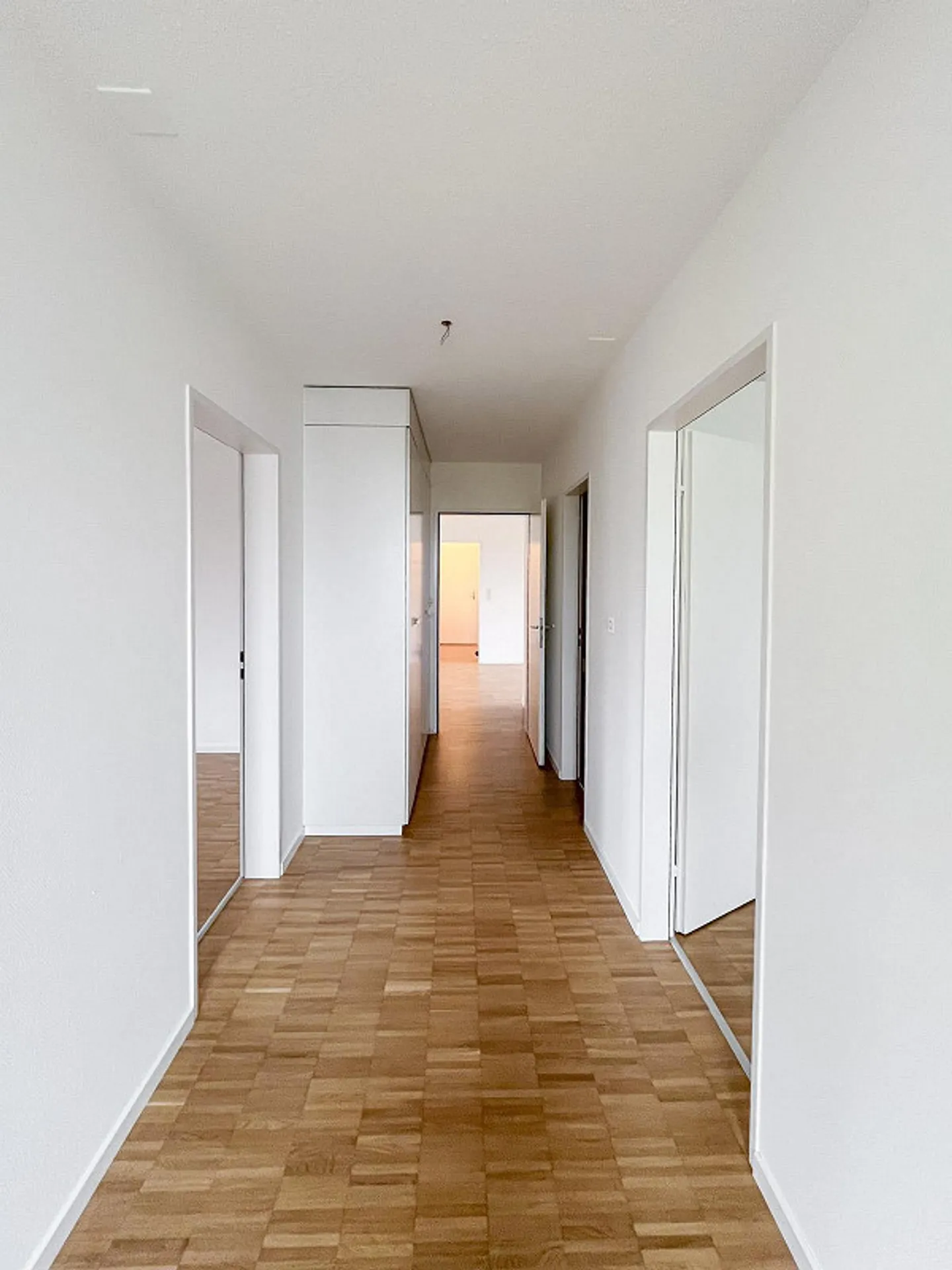 Grosszügige 4.5-Zimmer-Wohnung an ruhiger, familienfreundlicher Lage - Foto 7 von 16