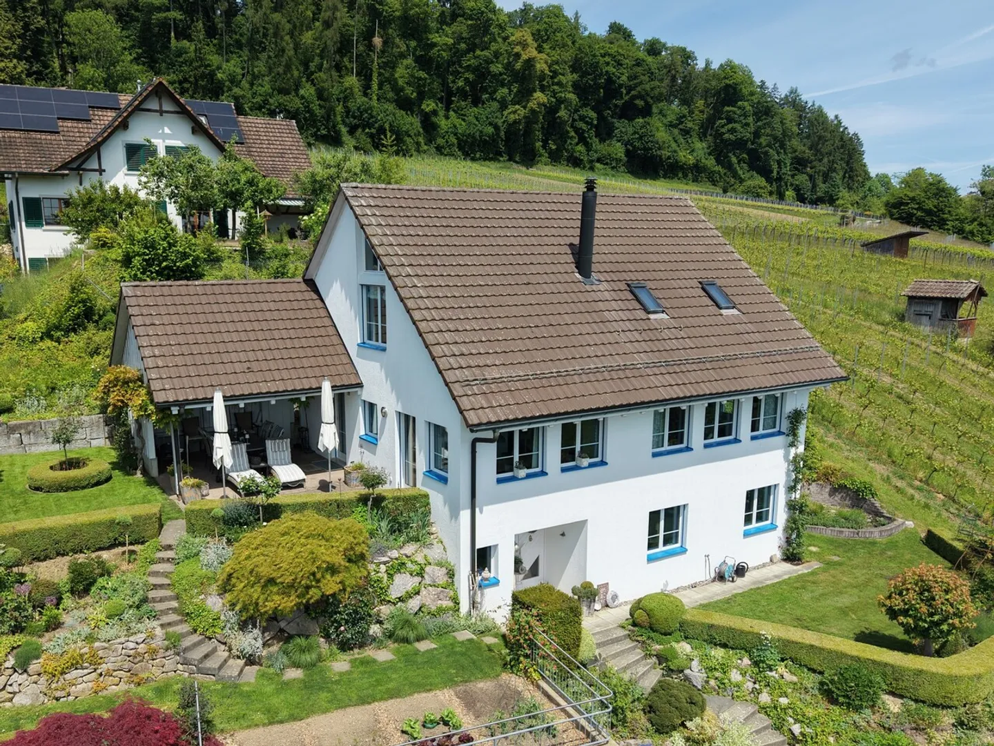 Charmantes Landhaus mit traumhaftem Garten und Alpenblick - Photo 1 of 17