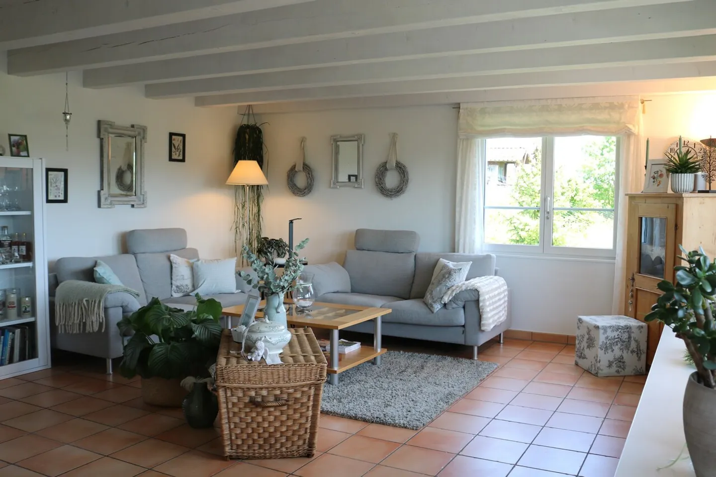 Charmantes Landhaus mit traumhaftem Garten und Alpenblick - Photo 2 of 17