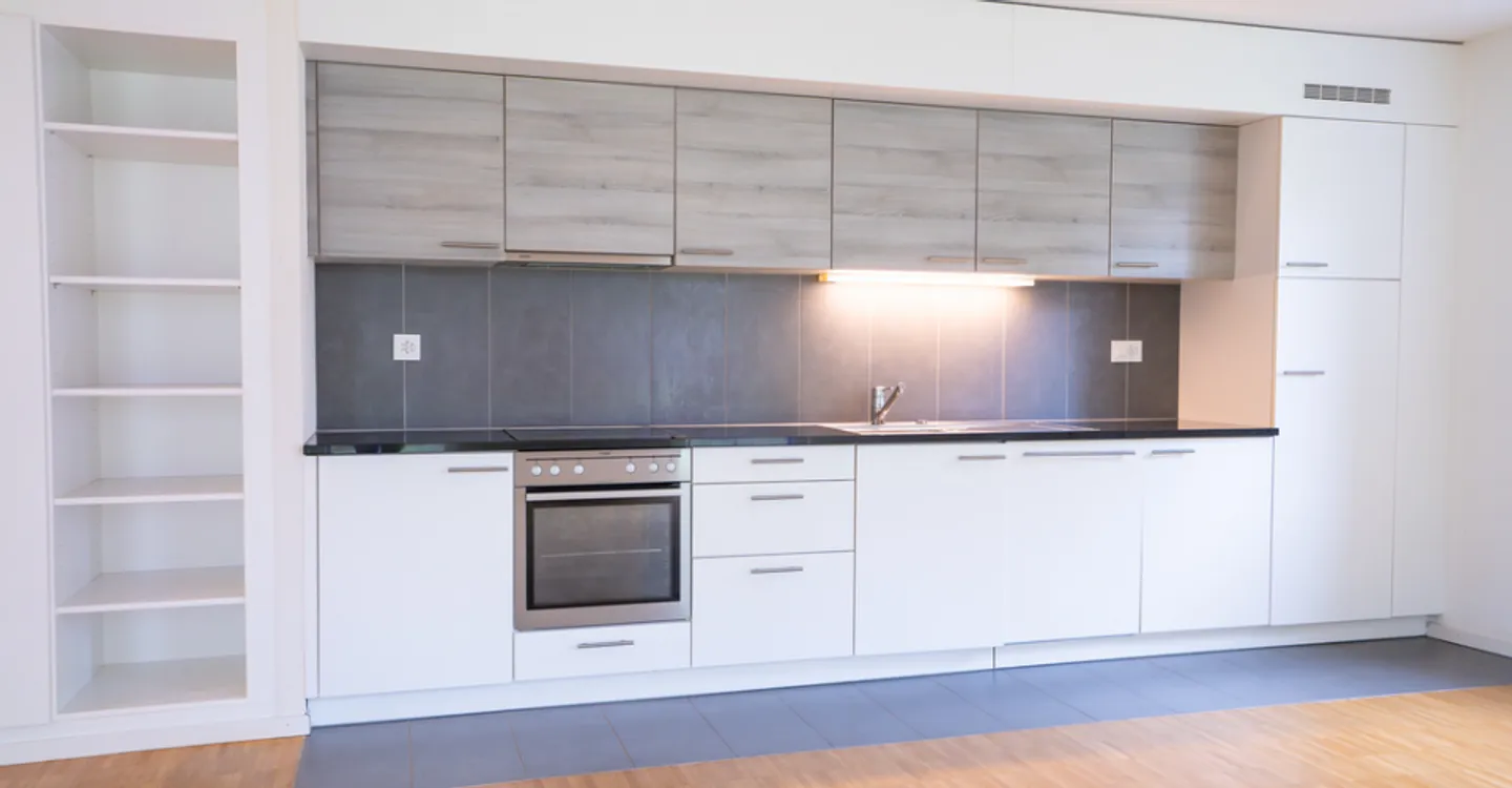 Appartamento 2.5 camere affascinante - Foto 3 di 7