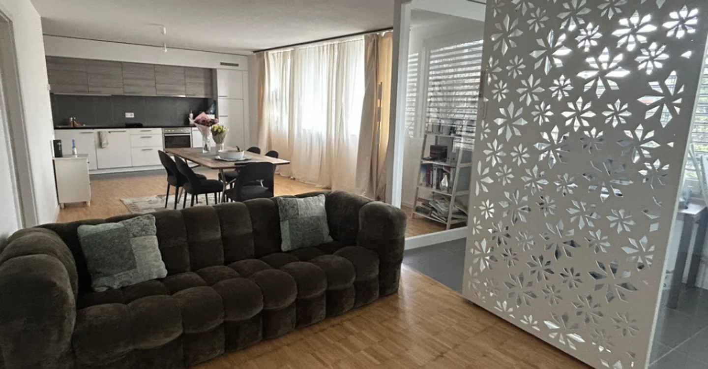 Appartamento 2.5 camere affascinante - Foto 4 di 7