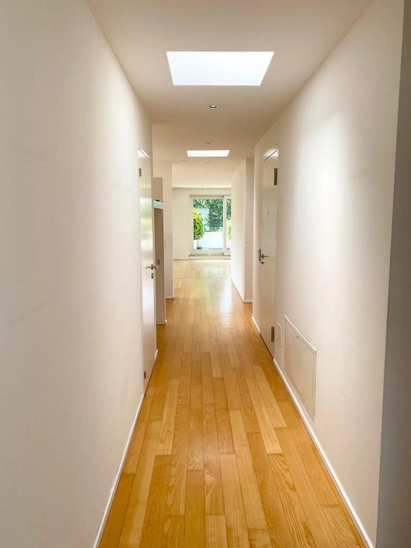Bellissimo e spazioso appartamento attico di 4,5 stanze a Therwil - Foto 7 di 12