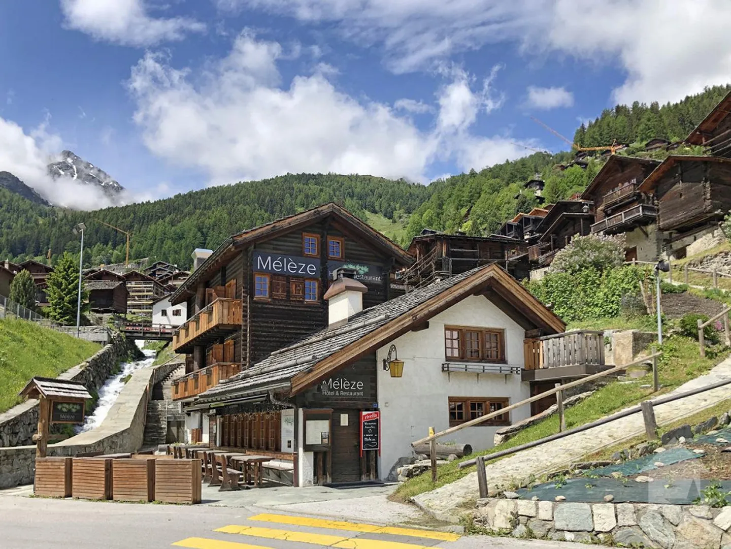 Charmant hôtel-restaurant 3 étoiles Sup  entièrement rénové - Photo 1 sur 18