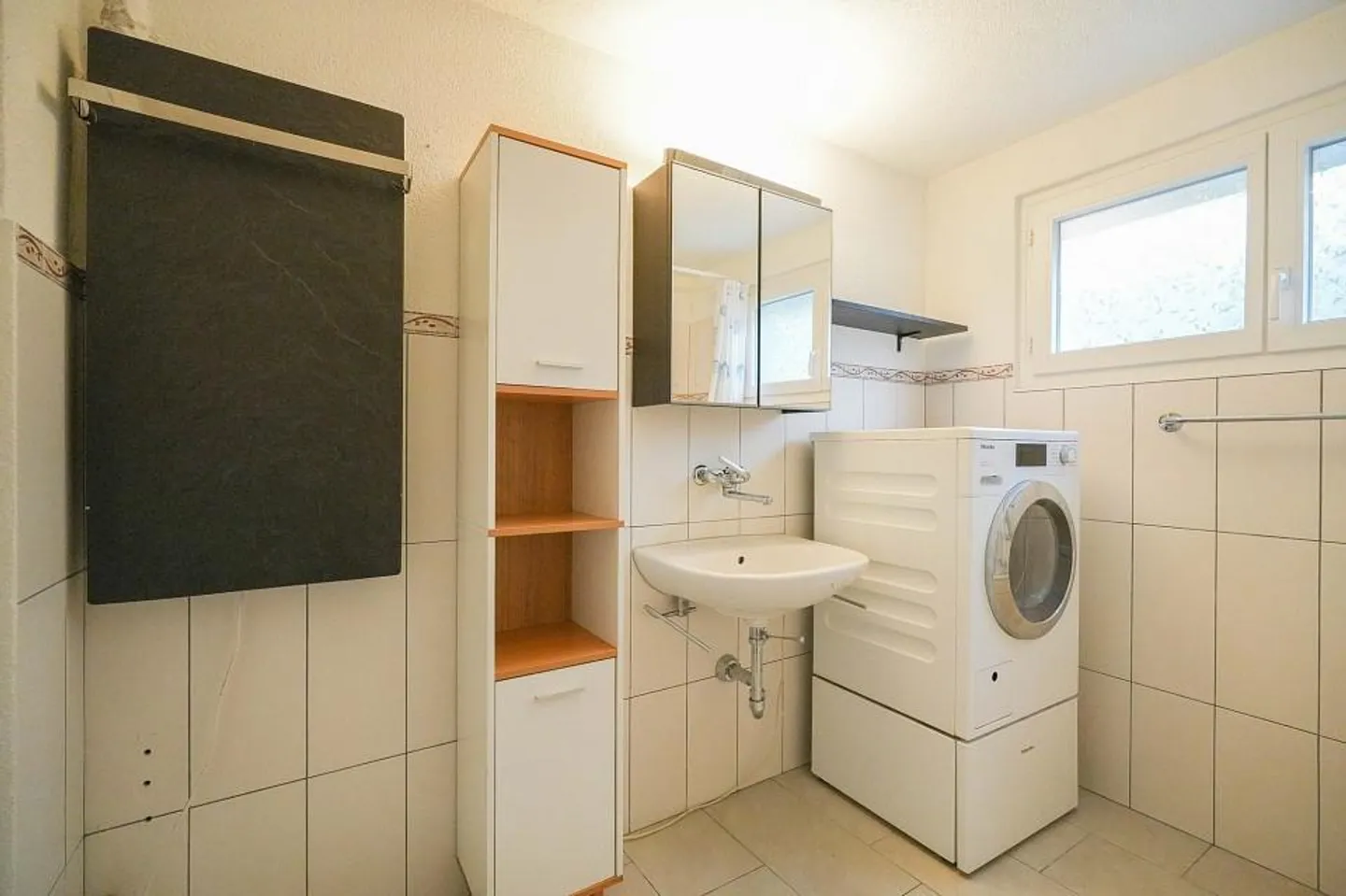 Hüsli in the Village - 3 Rooms and Everything You Need - Photo 12 of 13