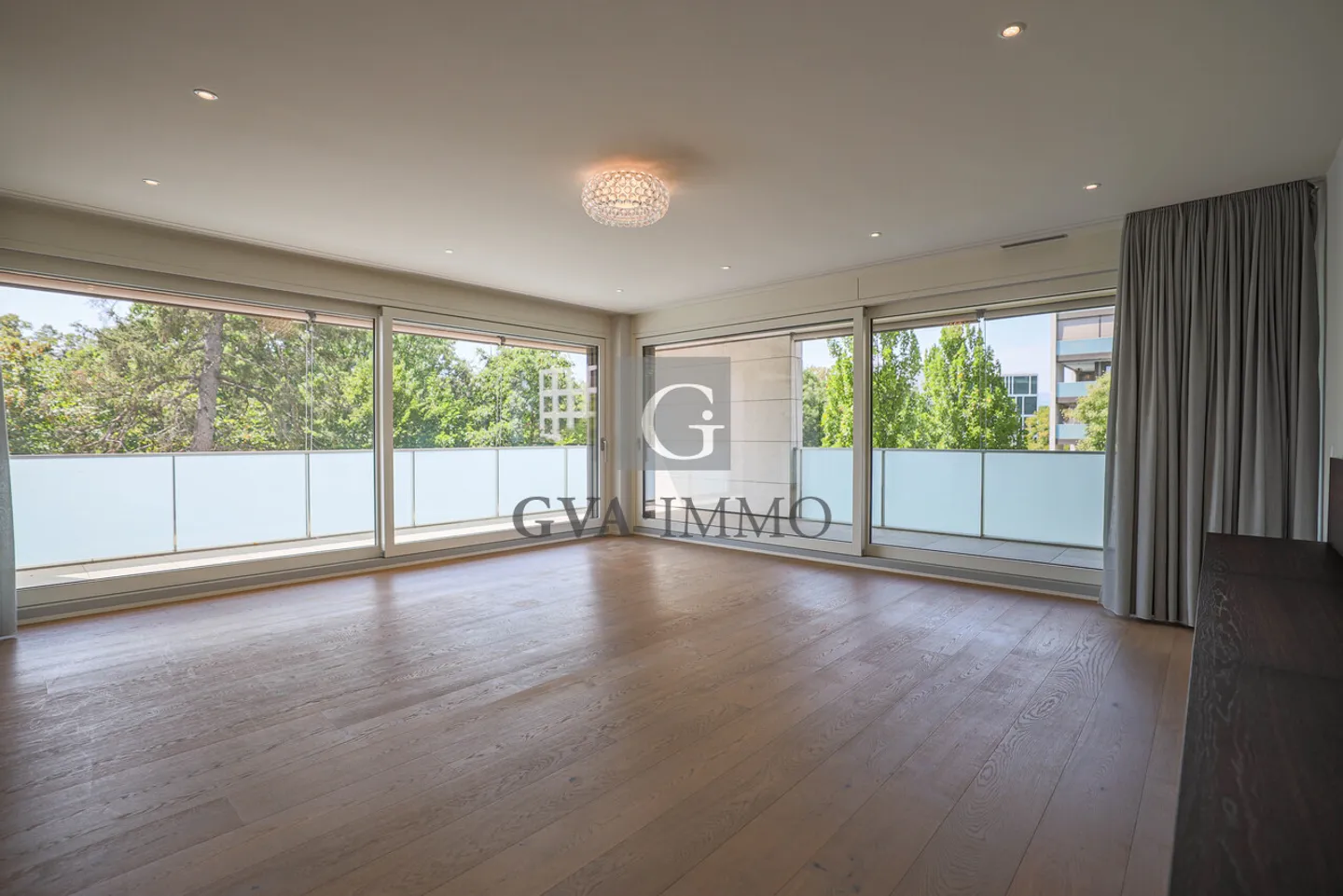 Élégant appartement avec vaste loggia, quartier Gradelle - Photo 2 of 12