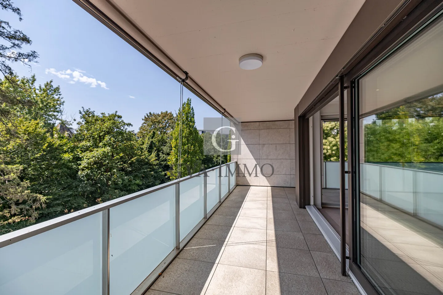 Élégant appartement avec vaste loggia, quartier Gradelle - Photo 3 of 12