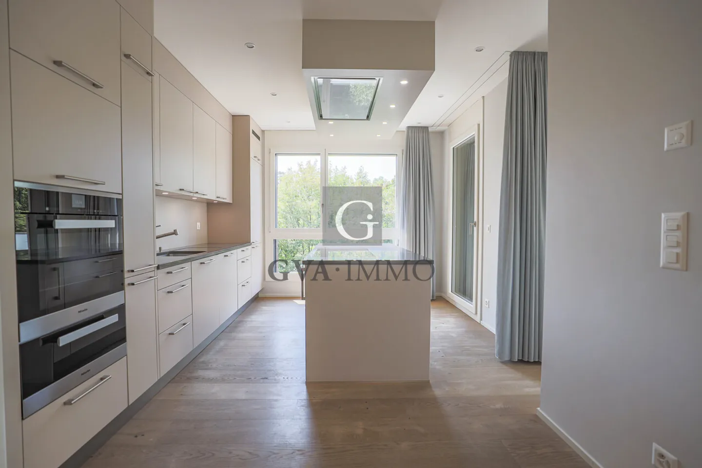 Élégant appartement avec vaste loggia, quartier Gradelle - Photo 6 of 12