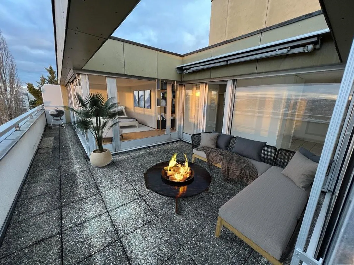 Wunderschöne Penthouse-Wohnung in der Nähe aller Annehmlichkeiten - Foto 4 von 9