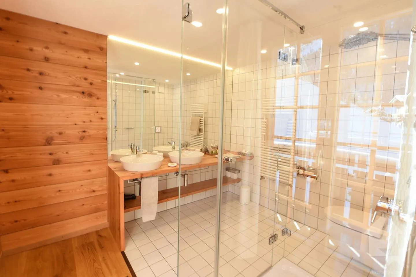 Charmant hôtel-restaurant 3 étoiles Sup  entièrement rénové - Photo 9 sur 18