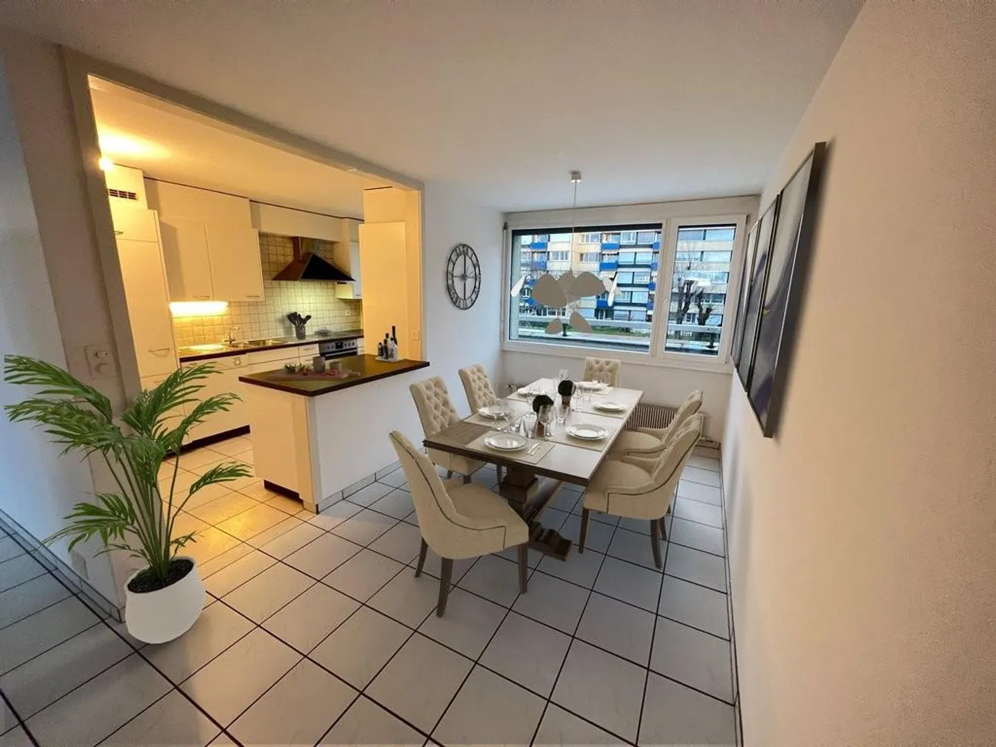 Wunderschöne Penthouse-Wohnung in der Nähe aller Annehmlichkeiten - Foto 5 von 9