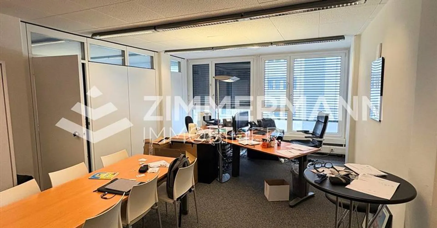 Spazio ufficio in affitto - Foto 1 di 10