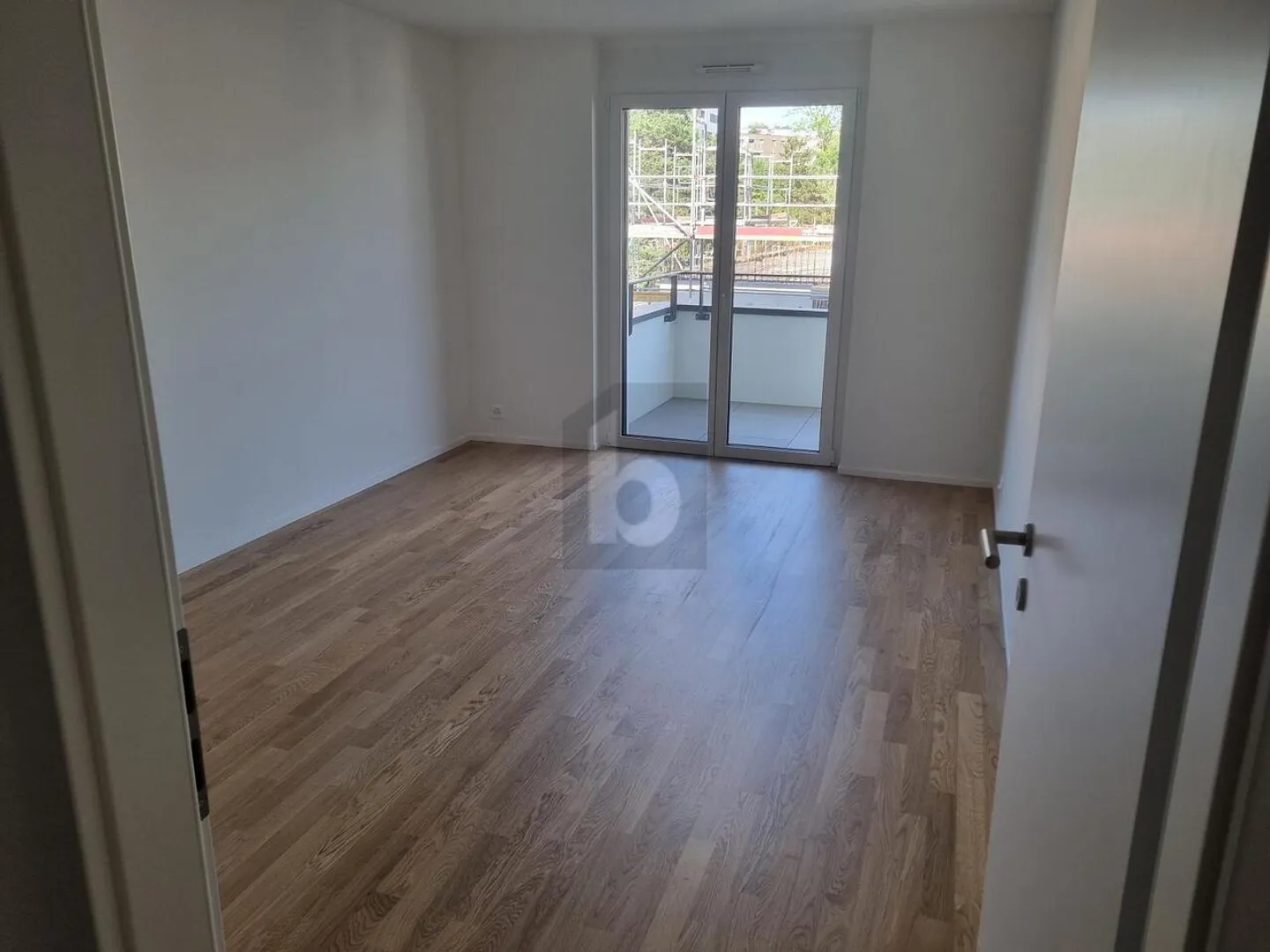 Appartement Moderne en Emplacement Idéal - Photo 3 sur 6