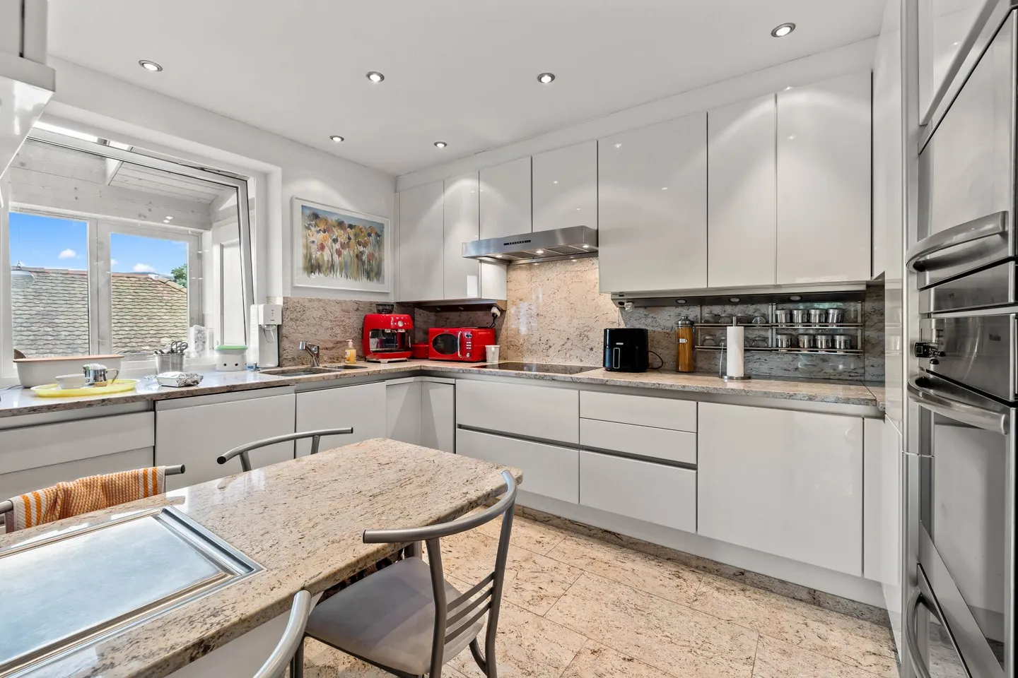 Villa individuelle avec charme et espace généreux ainsi qu'une maison d'hôtes - Photo 5 sur 20