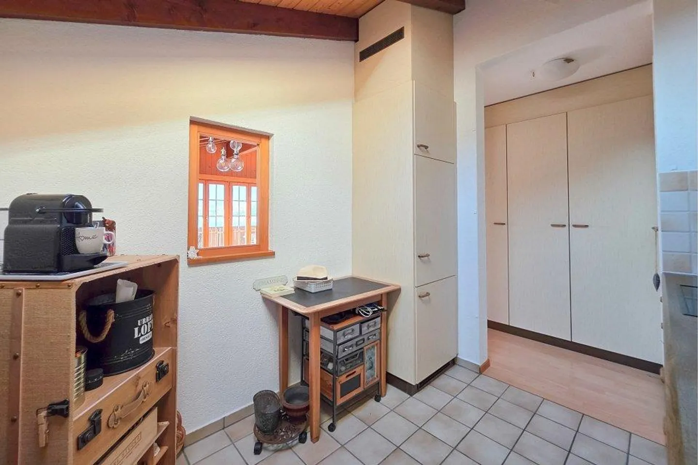 Live where others vacation - Your dream apartment above Lake Thun! - Photo 12 of 13