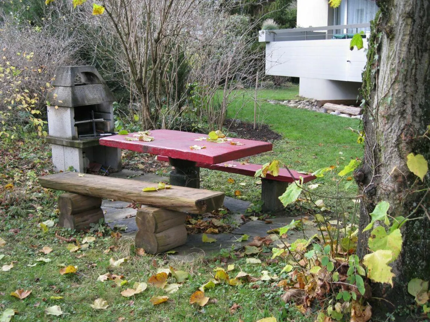 Geräumige Wohnung mit Gartenschwimmbad - Foto 12 von 12