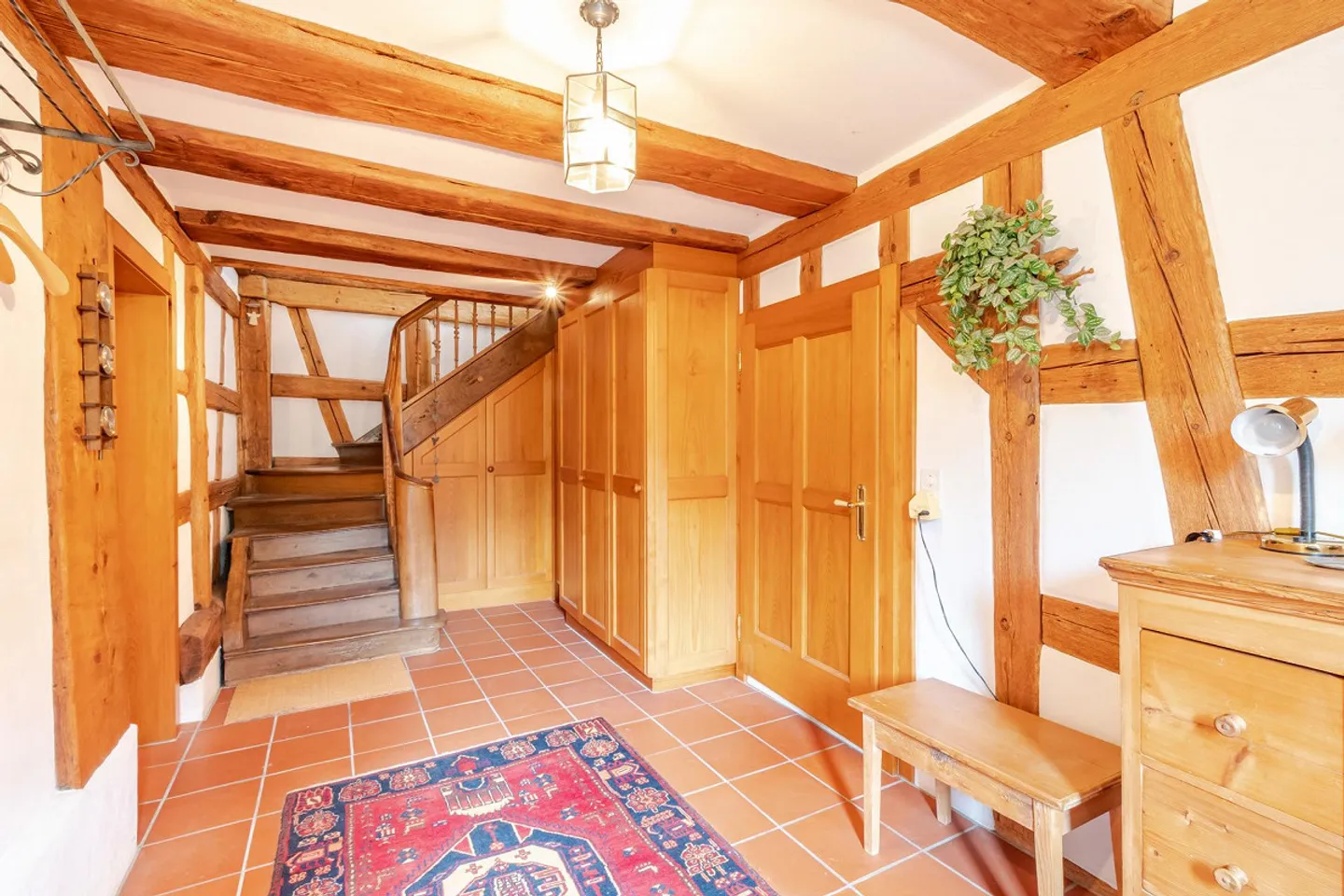 Charming timber-framed house with inviting living atmosphere - Photo 6 of 22