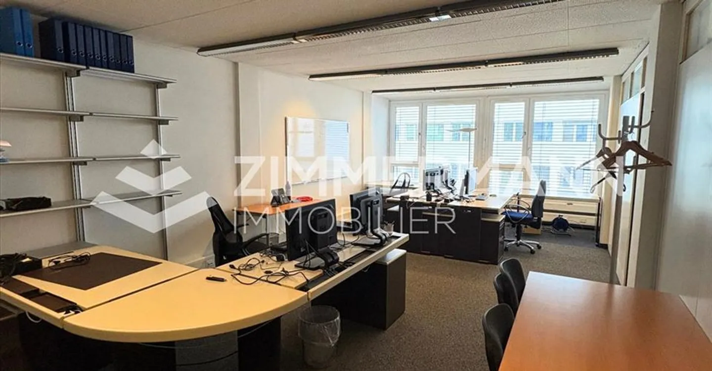 Spazio ufficio in affitto - Foto 3 di 10