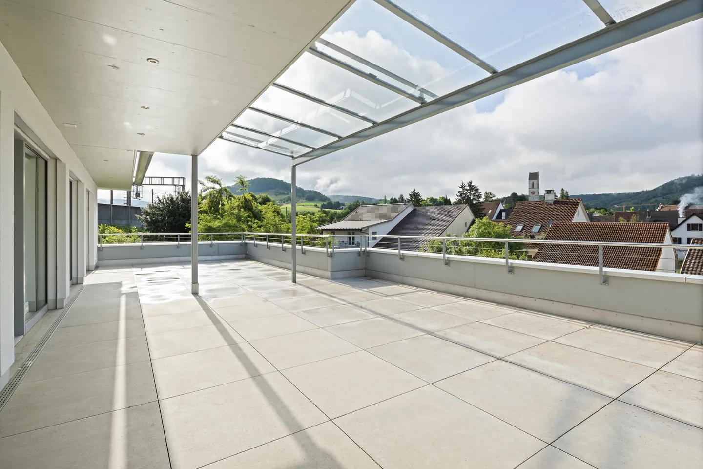 Au sommet! C'est le plus beau en haut! - Photo 1 sur 12