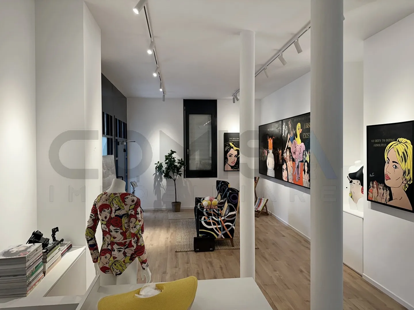 LUGANO CENTRO
UFFICIO IN VENDITA AL PIANO TERRENO - Foto 3 di 3