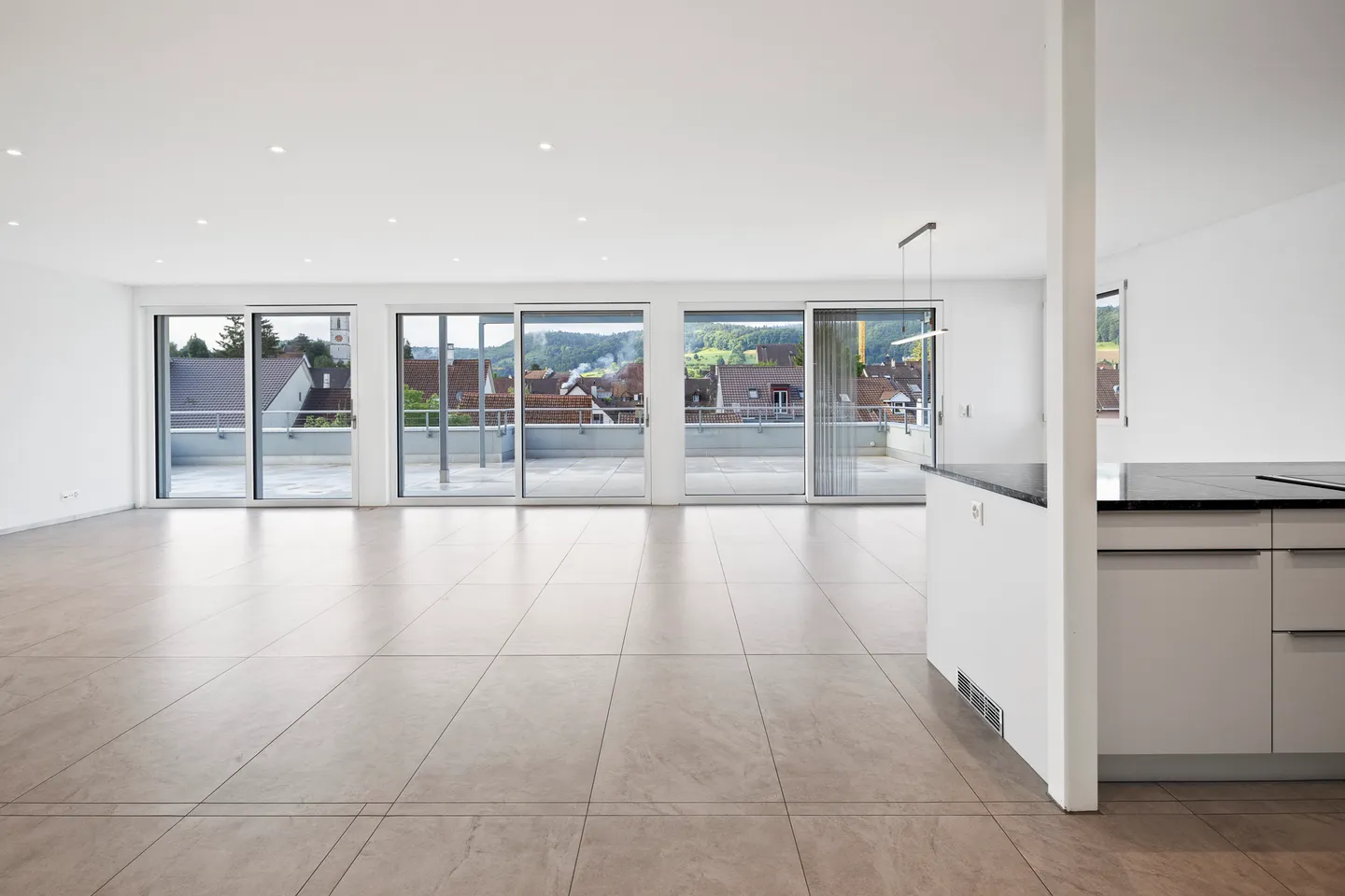 Au sommet! C'est le plus beau en haut! - Photo 4 sur 12