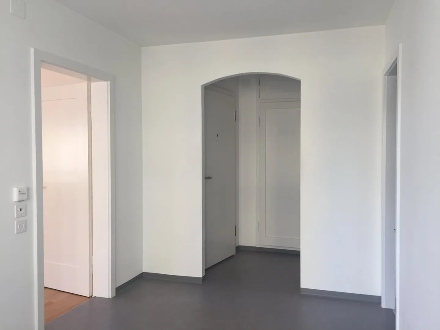 Stiamo cercando proprio te - Foto 6 di 7