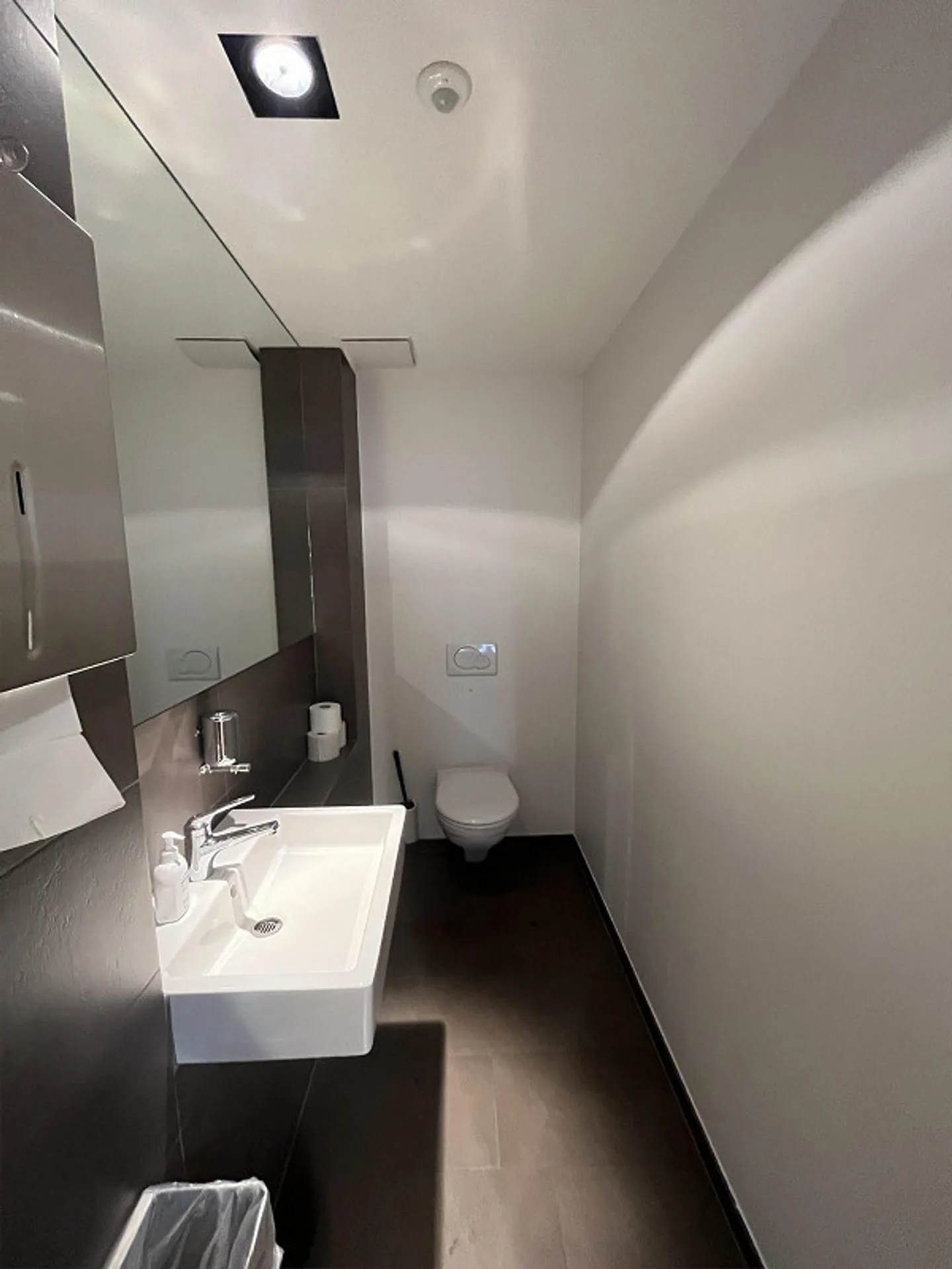 Ufficio centrale (4-Z): a 3 minuti a piedi da Barfüsserplatz, a 8 minuti dalla stazione - Foto 5 di 10