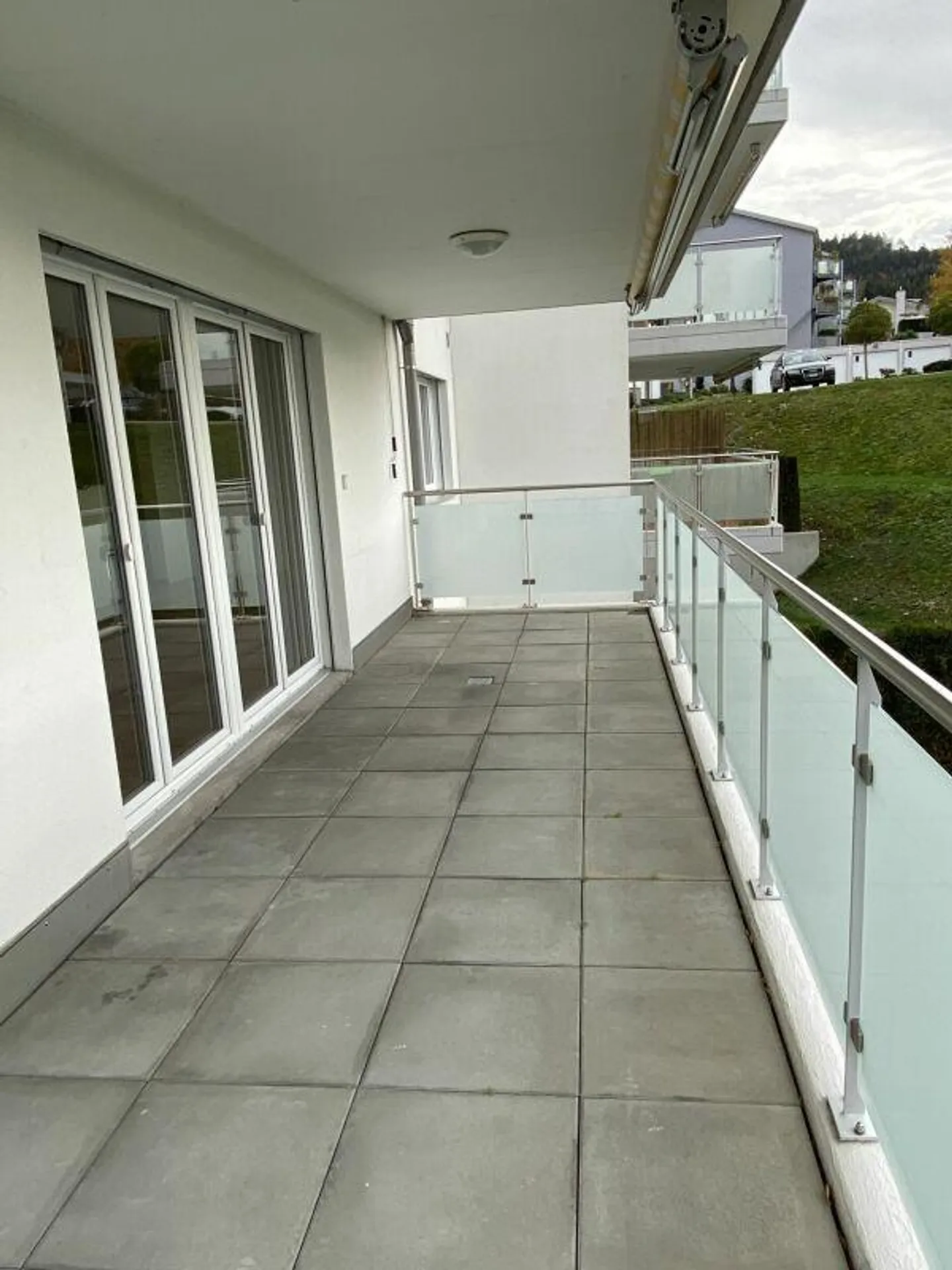 Large 4.5 Room Apartment with Large Balcony - Photo 9 of 10