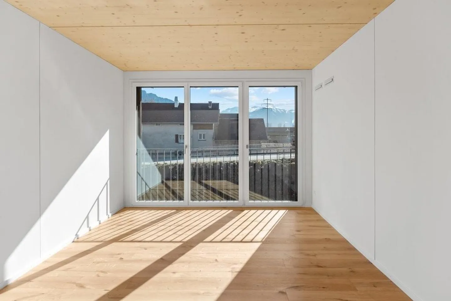 Première location - Appartement de 4,5 pièces en construction bois - Photo 7 sur 8